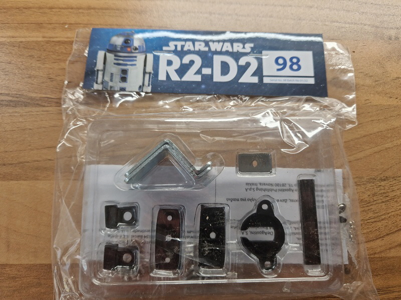 R2D2 151