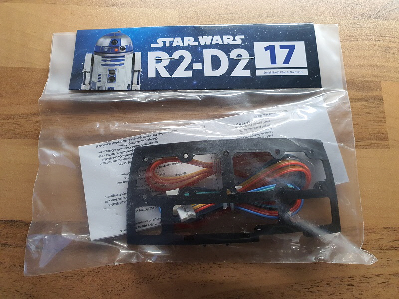 R2D2 25