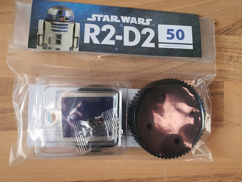 R2D2 77