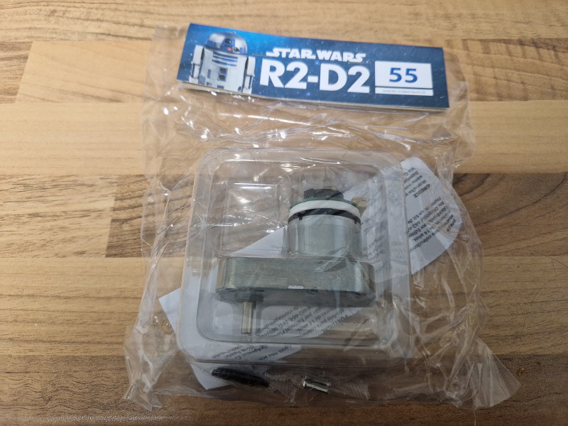 R2D2 82a