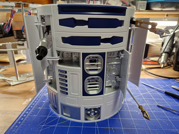 R2D2 134